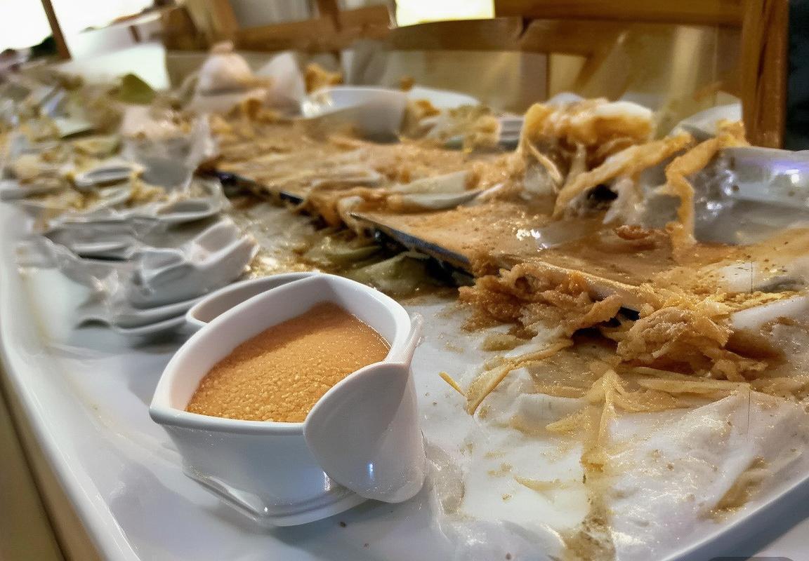 欧冠焦点战：巴黎VS利物浦激战高燃回顾